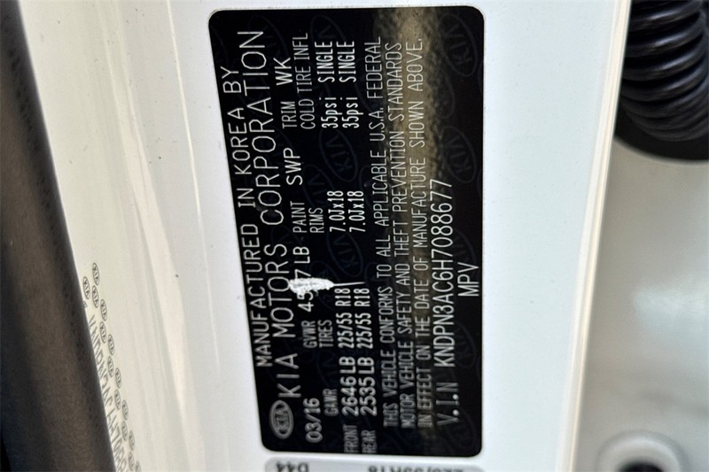 Kia Sportage Vehicle Full-screen Gallery Image 28