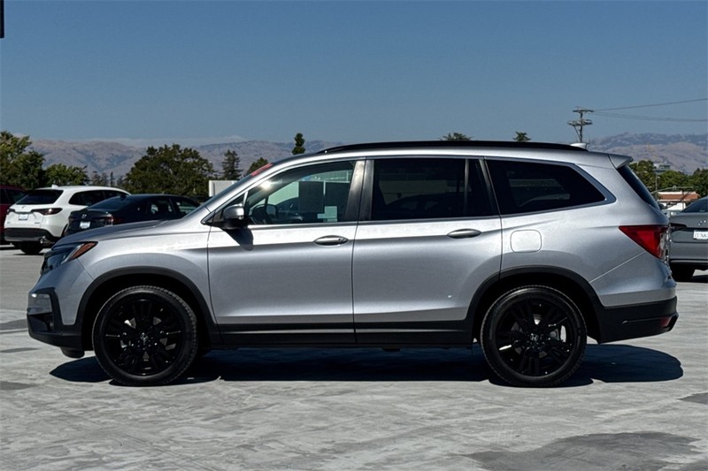 Honda Pilot Vehicle Full-screen Gallery Image 06