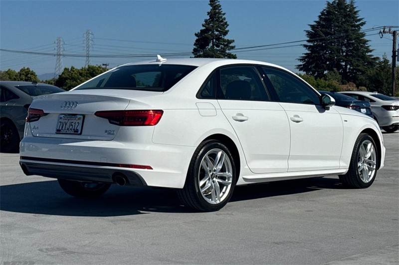 Audi A4 Vehicle Full-screen Gallery Image 03