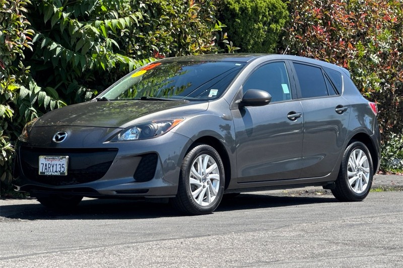 Mazda Mazda3 Vehicle Full-screen Gallery Image 07