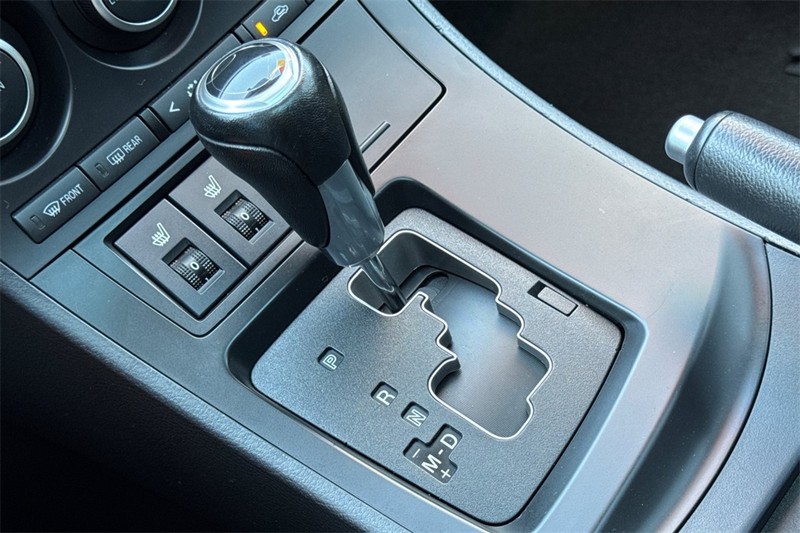 Mazda Mazda3 Vehicle Full-screen Gallery Image 19