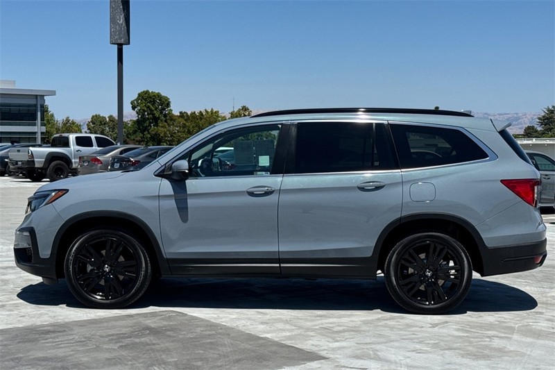 Honda Pilot Vehicle Full-screen Gallery Image 06