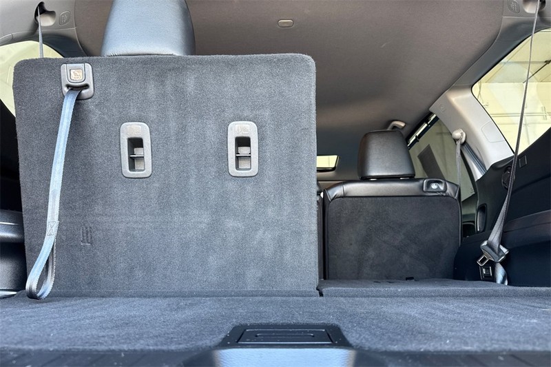Honda Pilot Vehicle Full-screen Gallery Image 15