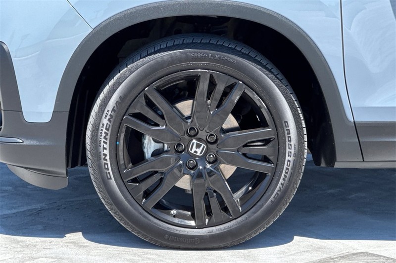 Honda Pilot Vehicle Full-screen Gallery Image 26