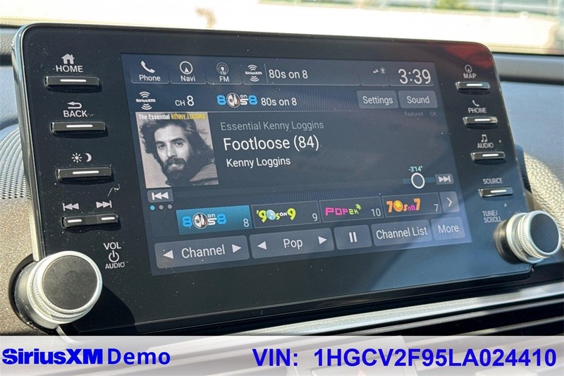 Honda Accord Sedan Vehicle Full-screen Gallery Image 27