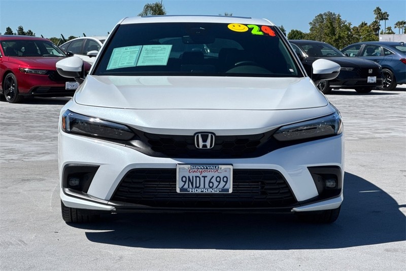 Honda Civic Hatchback Vehicle Full-screen Gallery Image 08