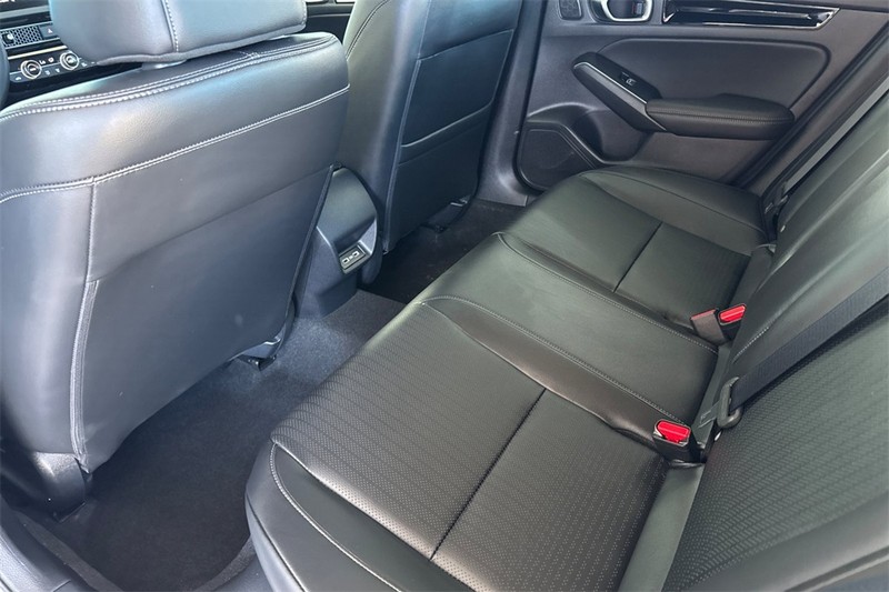 Honda Civic Hatchback Vehicle Full-screen Gallery Image 11