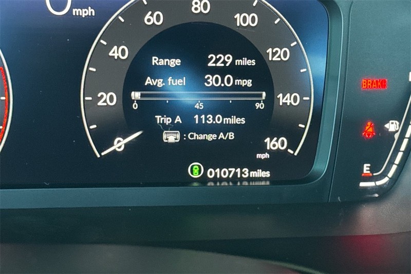 Honda Civic Hatchback Vehicle Full-screen Gallery Image 25