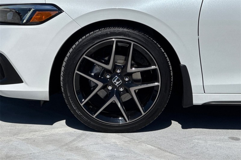 Honda Civic Hatchback Vehicle Full-screen Gallery Image 26