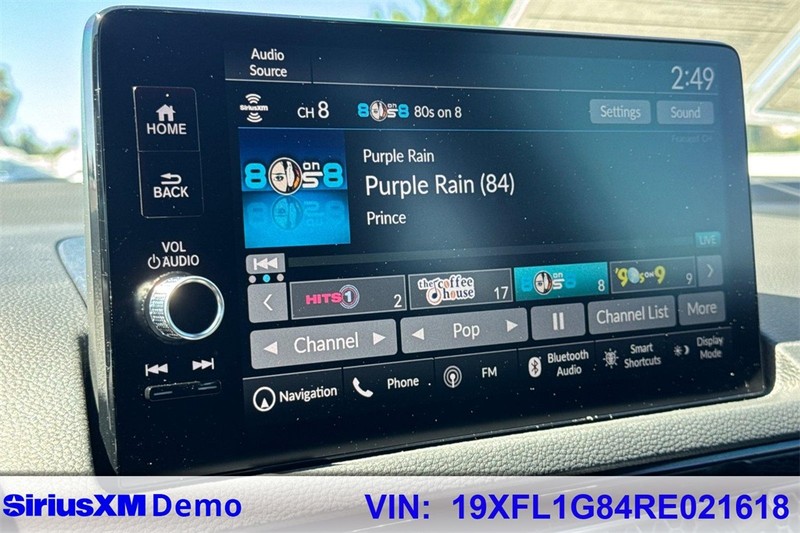 Honda Civic Hatchback Vehicle Full-screen Gallery Image 28