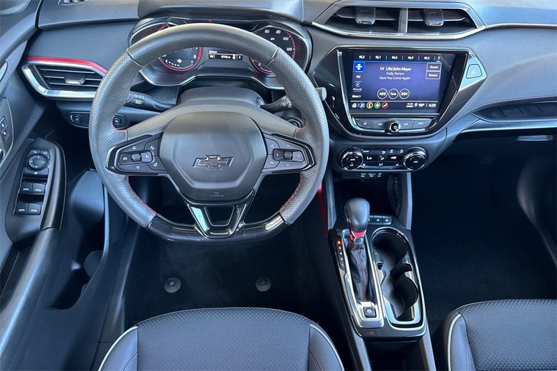 Chevrolet Trailblazer Vehicle Full-screen Gallery Image 13