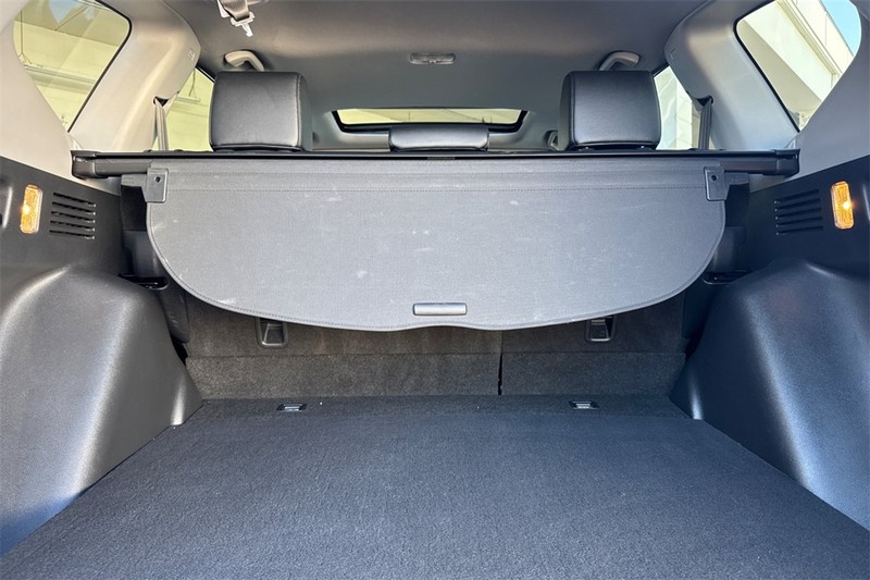 Honda CR-V Vehicle Full-screen Gallery Image 14