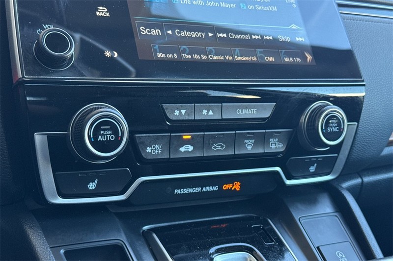 Honda CR-V Vehicle Full-screen Gallery Image 19
