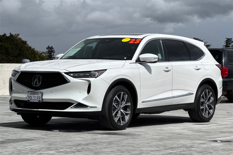 Acura MDX Vehicle Full-screen Gallery Image 07
