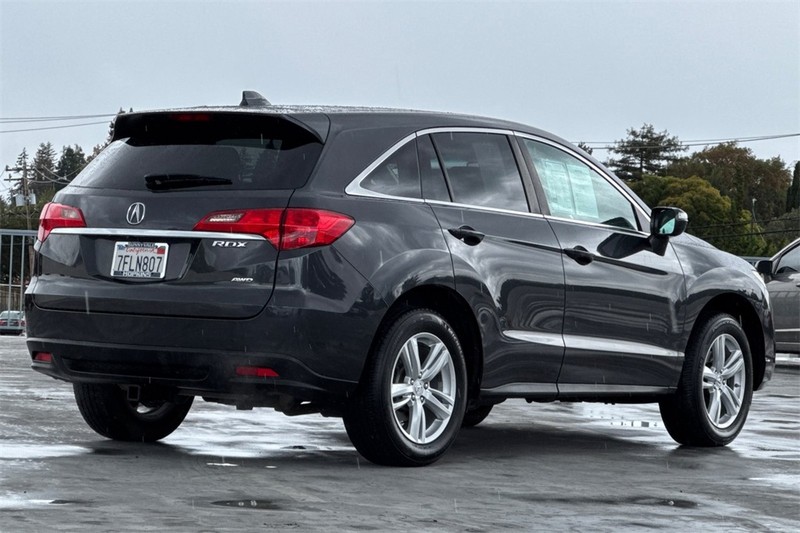 Acura RDX Vehicle Full-screen Gallery Image 03