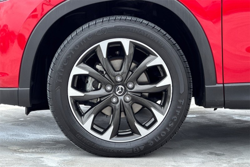 Mazda CX-5 Vehicle Full-screen Gallery Image 26