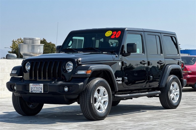 Jeep Wrangler Unlimited Vehicle Full-screen Gallery Image 07