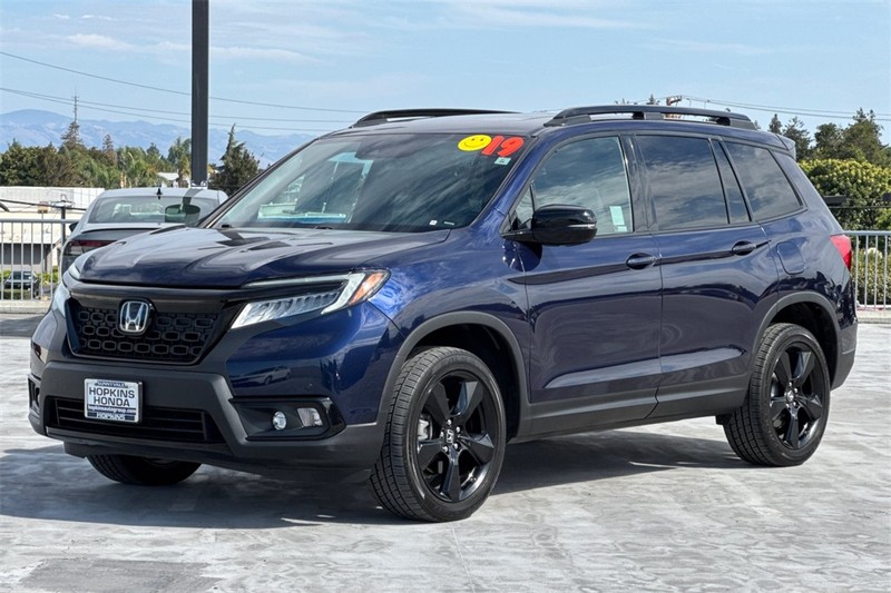 Honda Passport Vehicle Full-screen Gallery Image 07