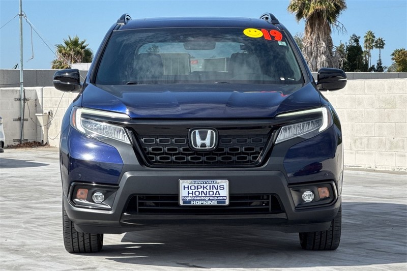 Honda Passport Vehicle Full-screen Gallery Image 08