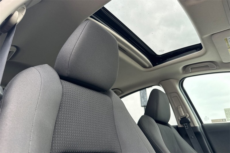 Honda HR-V Vehicle Full-screen Gallery Image 16