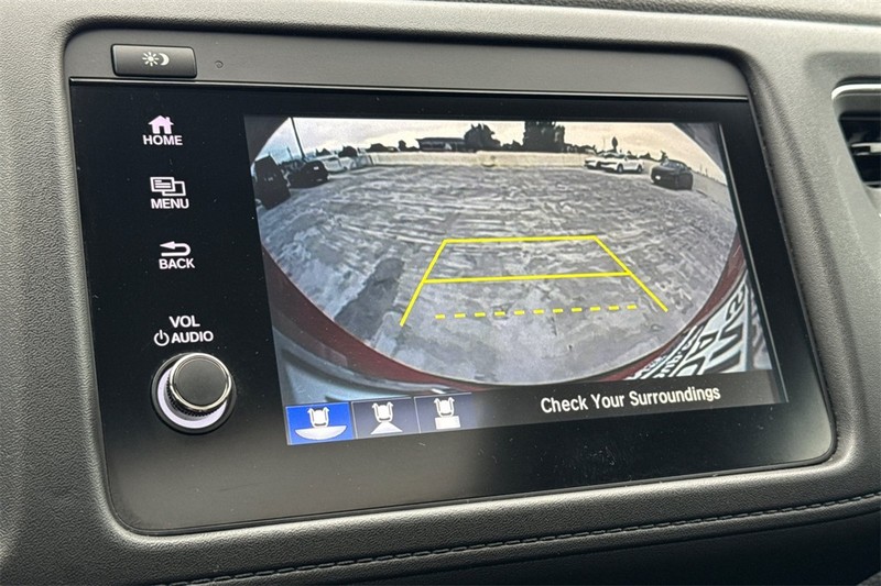 Honda HR-V Vehicle Full-screen Gallery Image 18