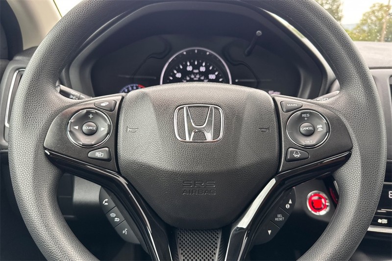 Honda HR-V Vehicle Full-screen Gallery Image 22