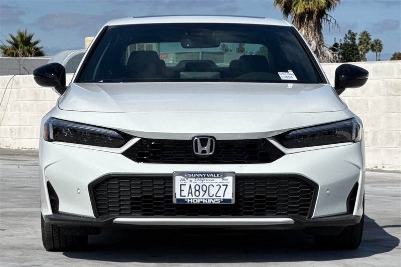 Honda Civic Sedan Hybrid Vehicle Full-screen Gallery Image 08