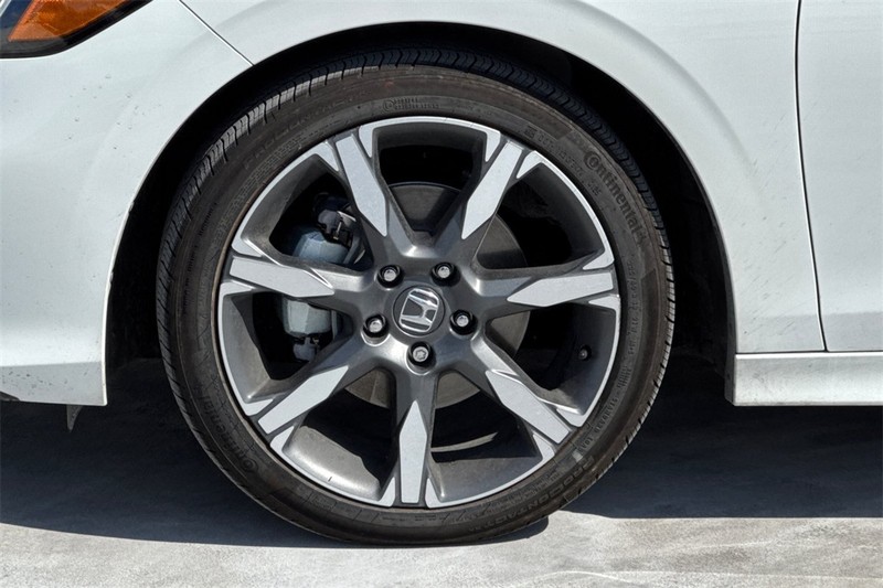 Honda Civic Sedan Hybrid Vehicle Full-screen Gallery Image 24