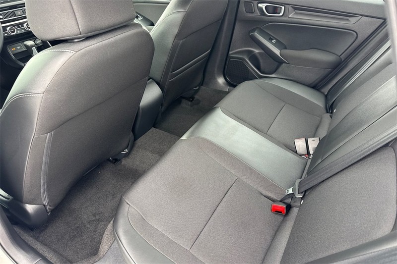 Honda Civic Sedan Hybrid Vehicle Full-screen Gallery Image 11