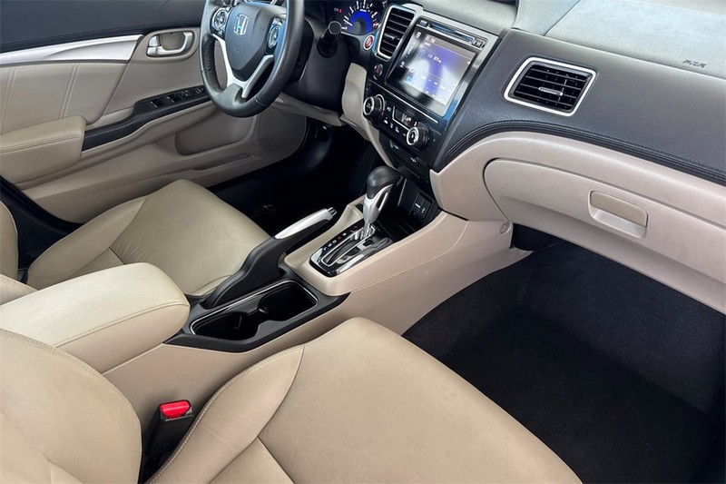 Honda Civic Sedan Vehicle Full-screen Gallery Image 14