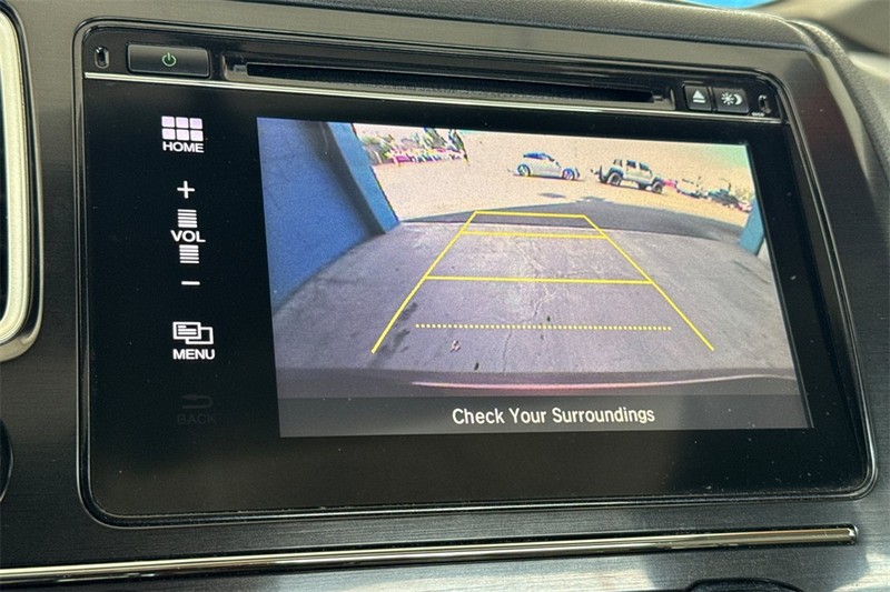 Honda Civic Sedan Vehicle Full-screen Gallery Image 17