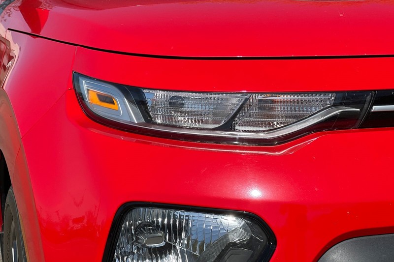 Kia Soul Vehicle Full-screen Gallery Image 41