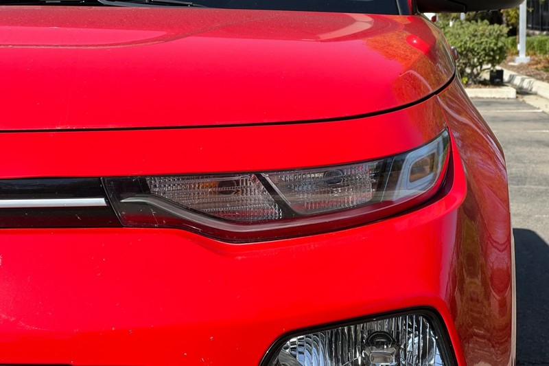 Kia Soul Vehicle Full-screen Gallery Image 47