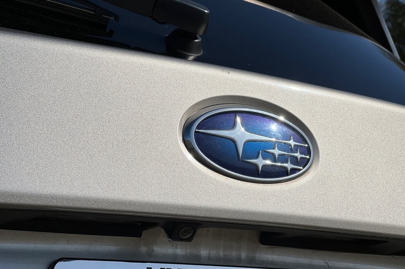 Subaru Outback Vehicle Full-screen Gallery Image 49