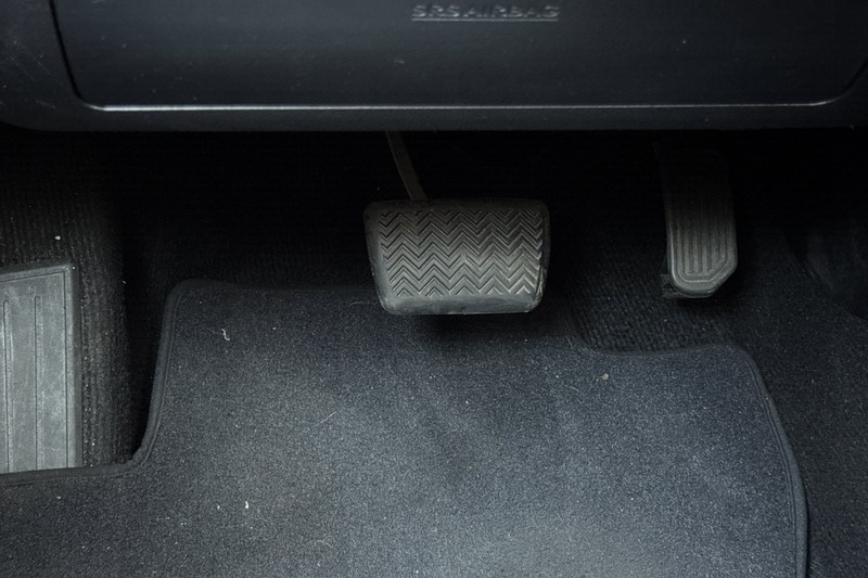 Lexus NX Vehicle Full-screen Gallery Image 45