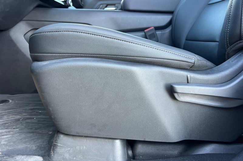 Chevrolet Silverado EV Vehicle Full-screen Gallery Image 13