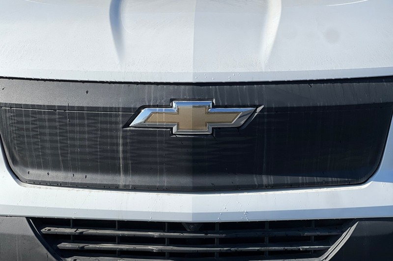 Chevrolet Silverado EV Vehicle Full-screen Gallery Image 45