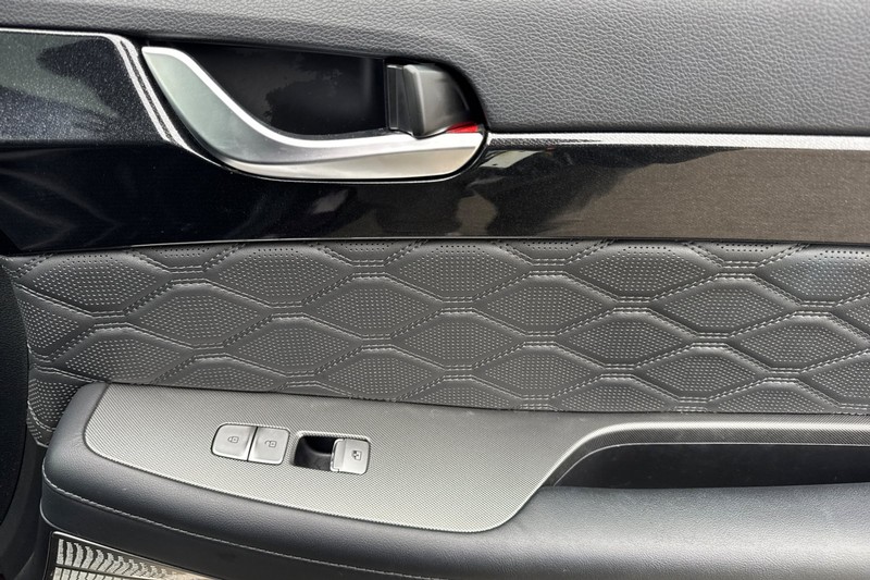 Hyundai Palisade Vehicle Full-screen Gallery Image 21