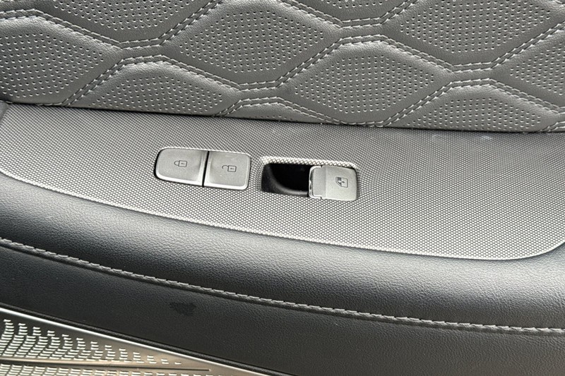 Hyundai Palisade Vehicle Full-screen Gallery Image 22