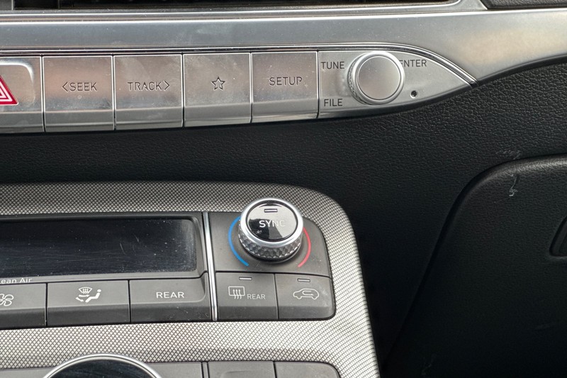 Hyundai Palisade Vehicle Full-screen Gallery Image 30