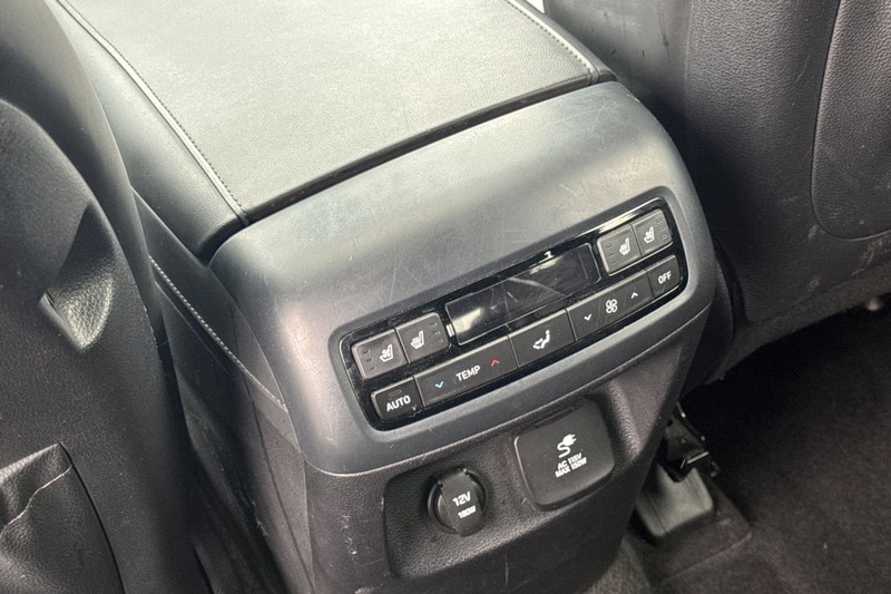 Hyundai Palisade Vehicle Full-screen Gallery Image 45