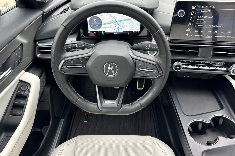 Acura ZDX Vehicle Full-screen Gallery Image 16