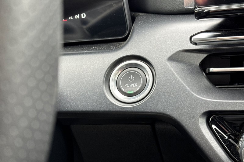 Acura ZDX Vehicle Full-screen Gallery Image 34
