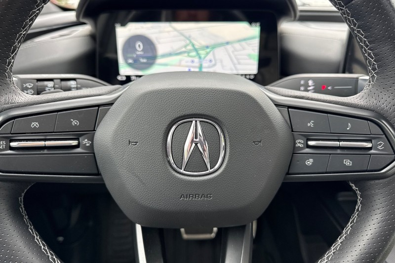 Acura ZDX Vehicle Full-screen Gallery Image 35