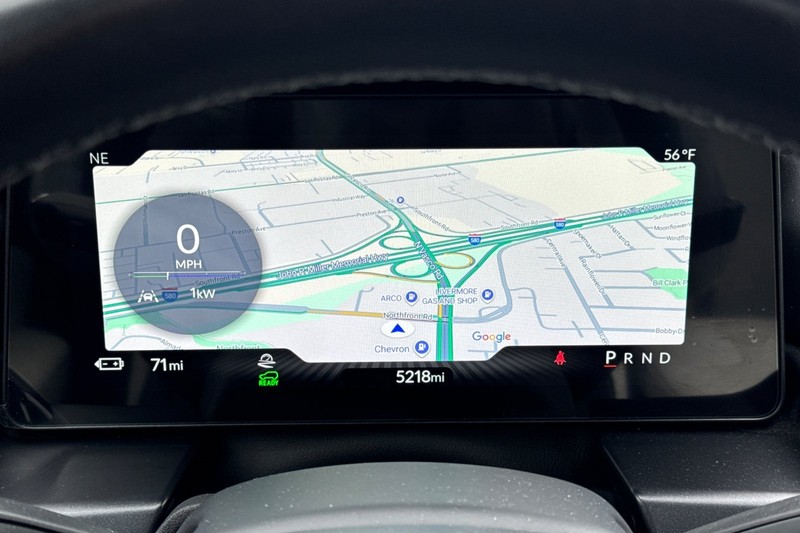 Acura ZDX Vehicle Full-screen Gallery Image 39