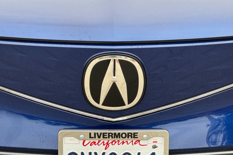 Acura ZDX Vehicle Full-screen Gallery Image 48