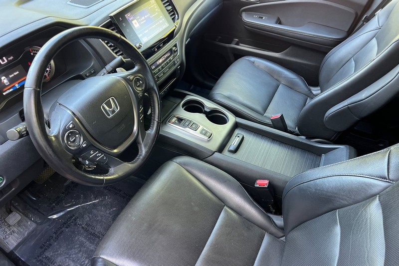 Honda Ridgeline Vehicle Full-screen Gallery Image 10