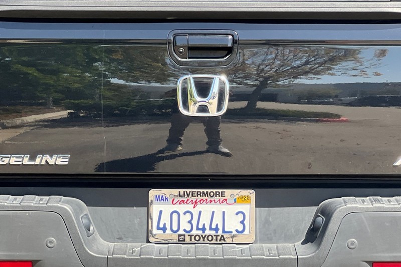Honda Ridgeline Vehicle Full-screen Gallery Image 49
