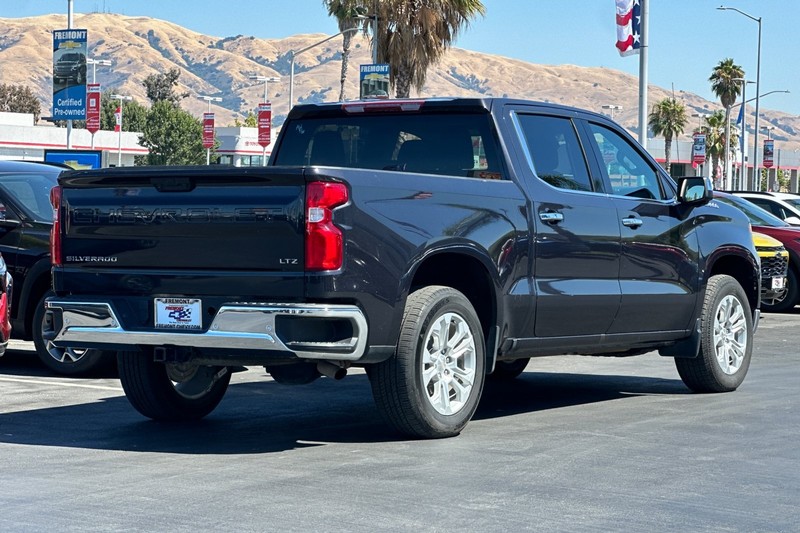 Chevrolet Silverado 1500 Vehicle Full-screen Gallery Image 04