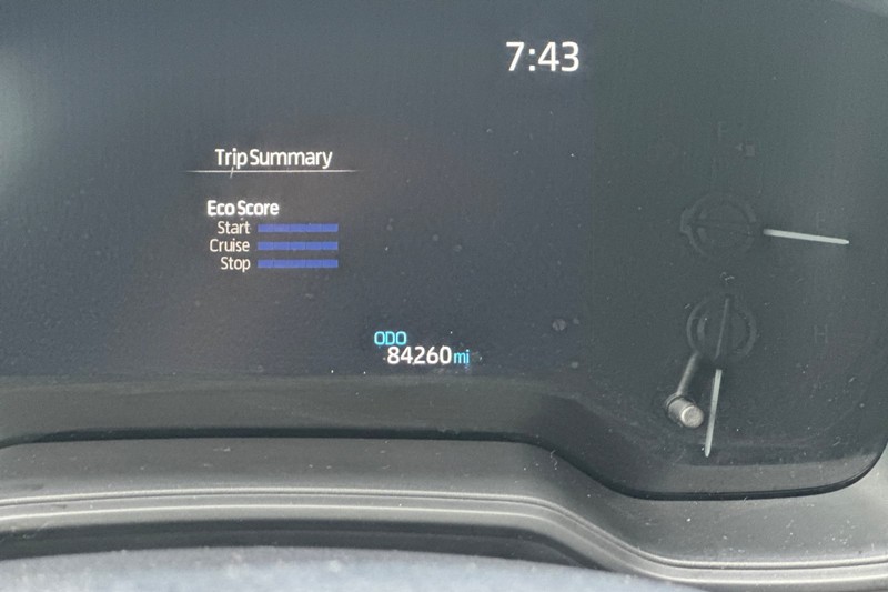 Toyota Corolla Vehicle Full-screen Gallery Image 40